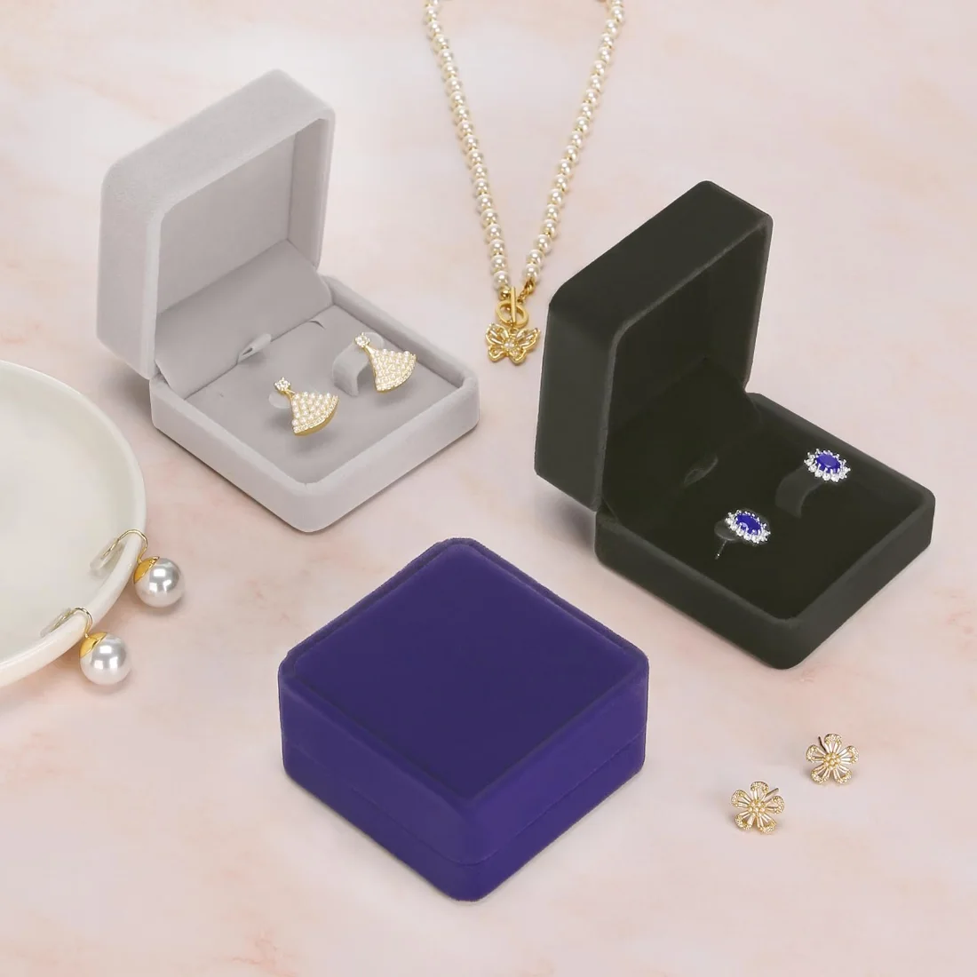 LETURE Black Velvet Earring Boxes, Set of 6 in Black, view 5