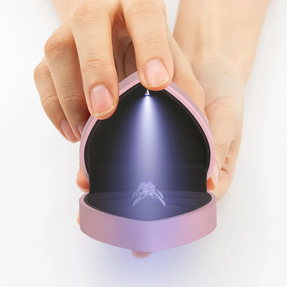 LETURE Heart LED Double Ring Box in Pink, view 2