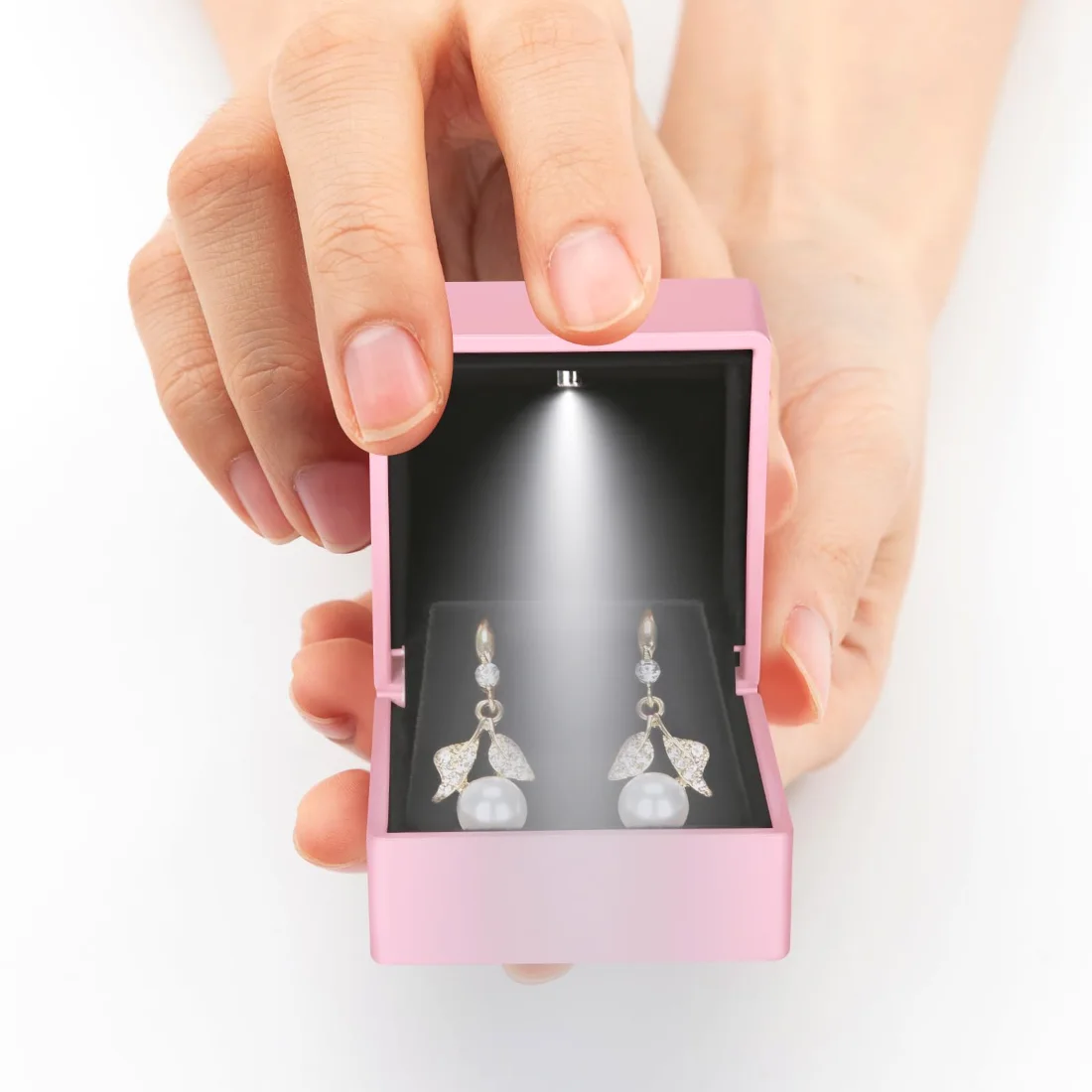 LETURE LED Stud Earring Box in Pink, view 4
