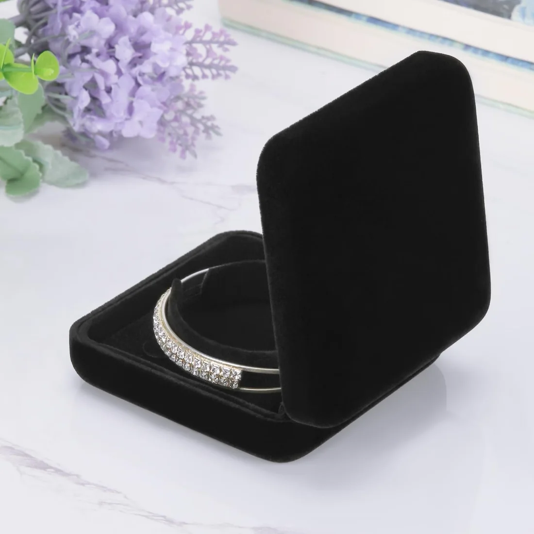 LETURE Metal LED Bracelet Box in Black, view 4