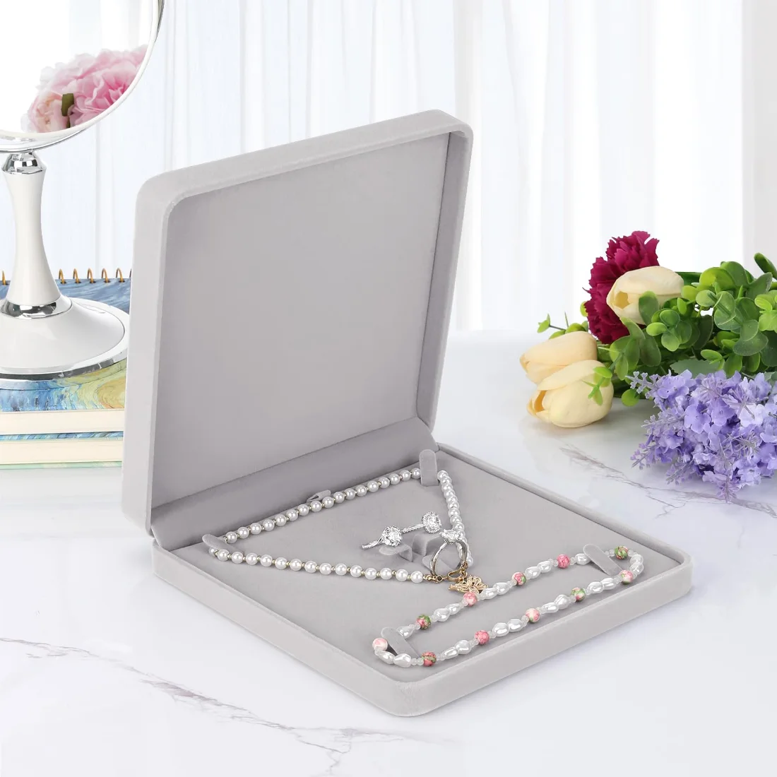 LETURE Square Velvet Set Box in Grey, view 5