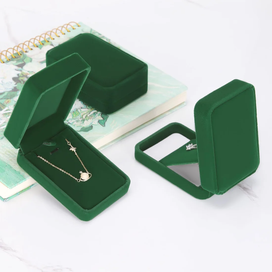 LETURE Velvet Pendant Boxes, Set of 3 in Green, view 5