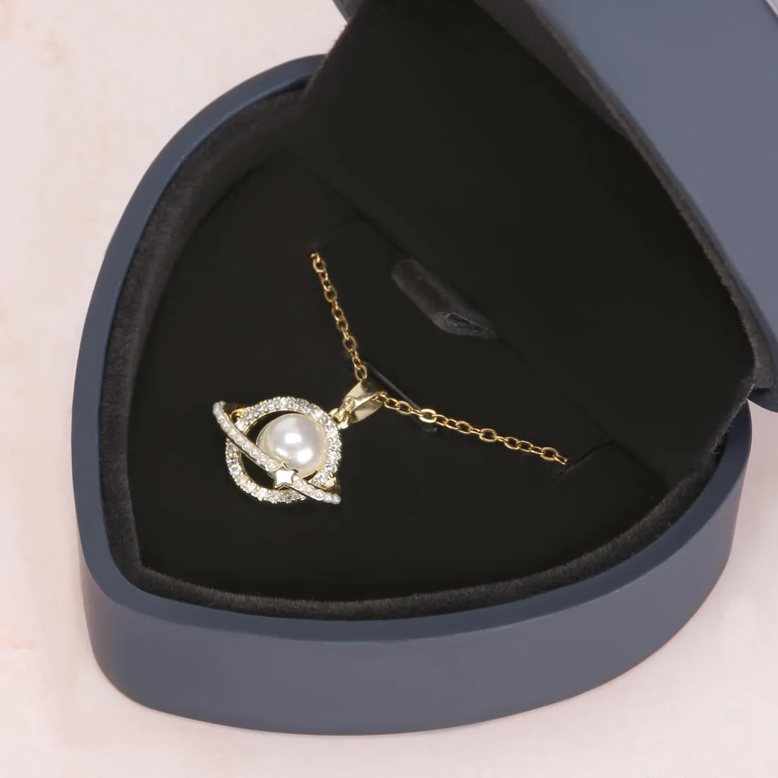 LETURE Heart Pendant Box with Flower in Blue, view 5