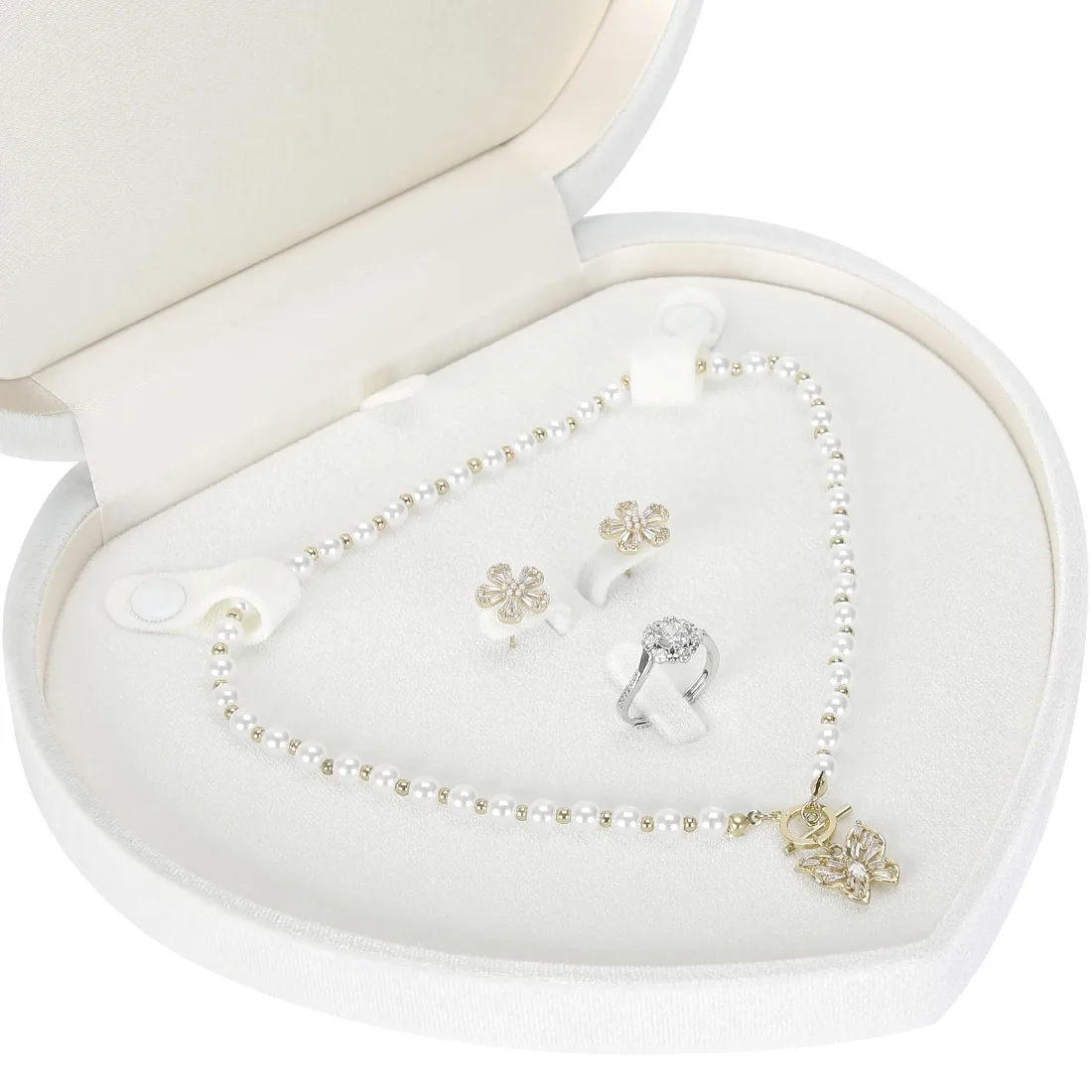 LETURE Heart Velvet Set Box in White, view 2