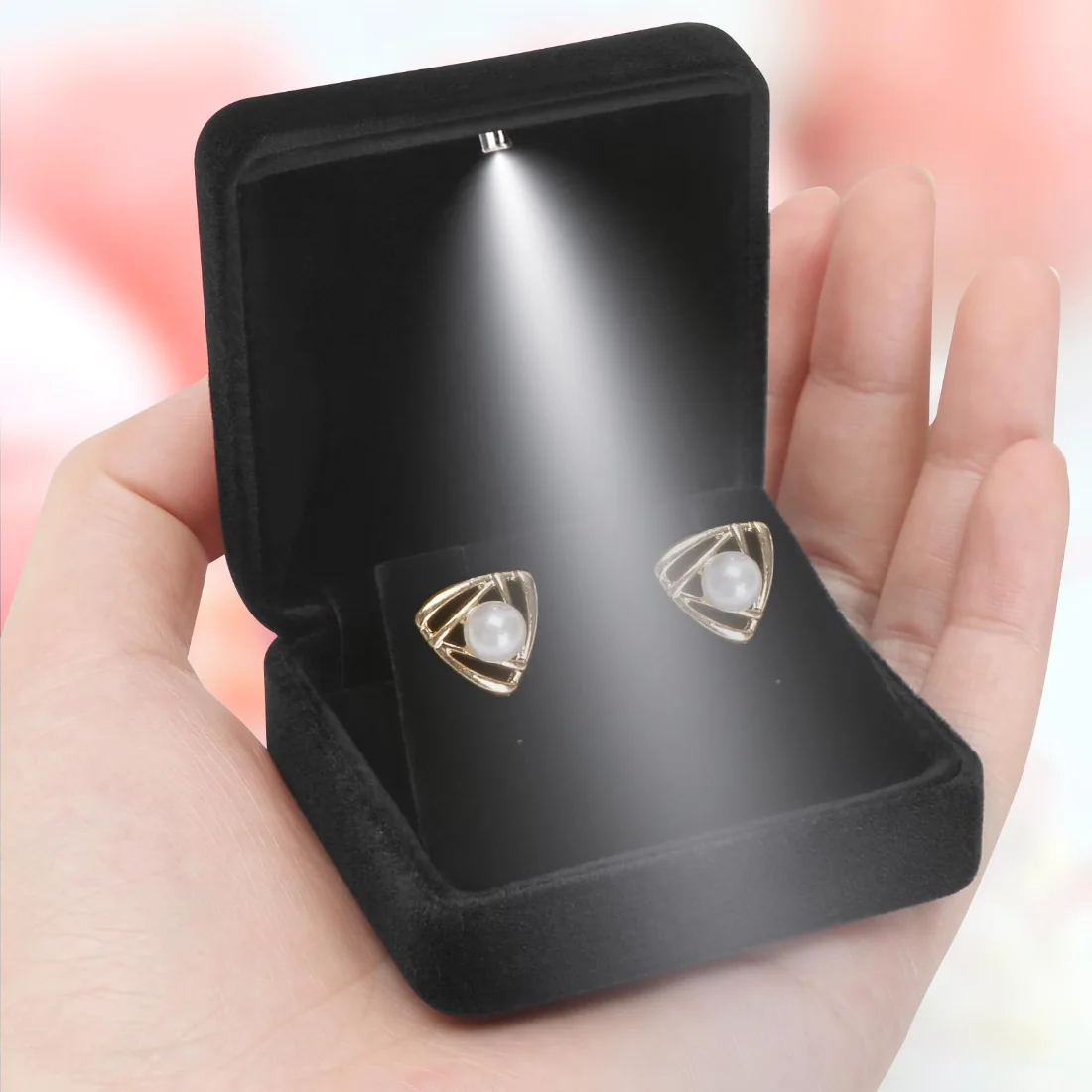 LETURE Metal LED Earring Box in Black, view 5