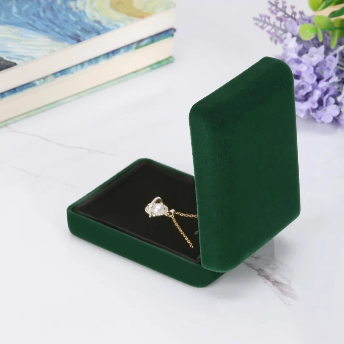 LETURE Metal LED Pendant Box in Green, view 4
