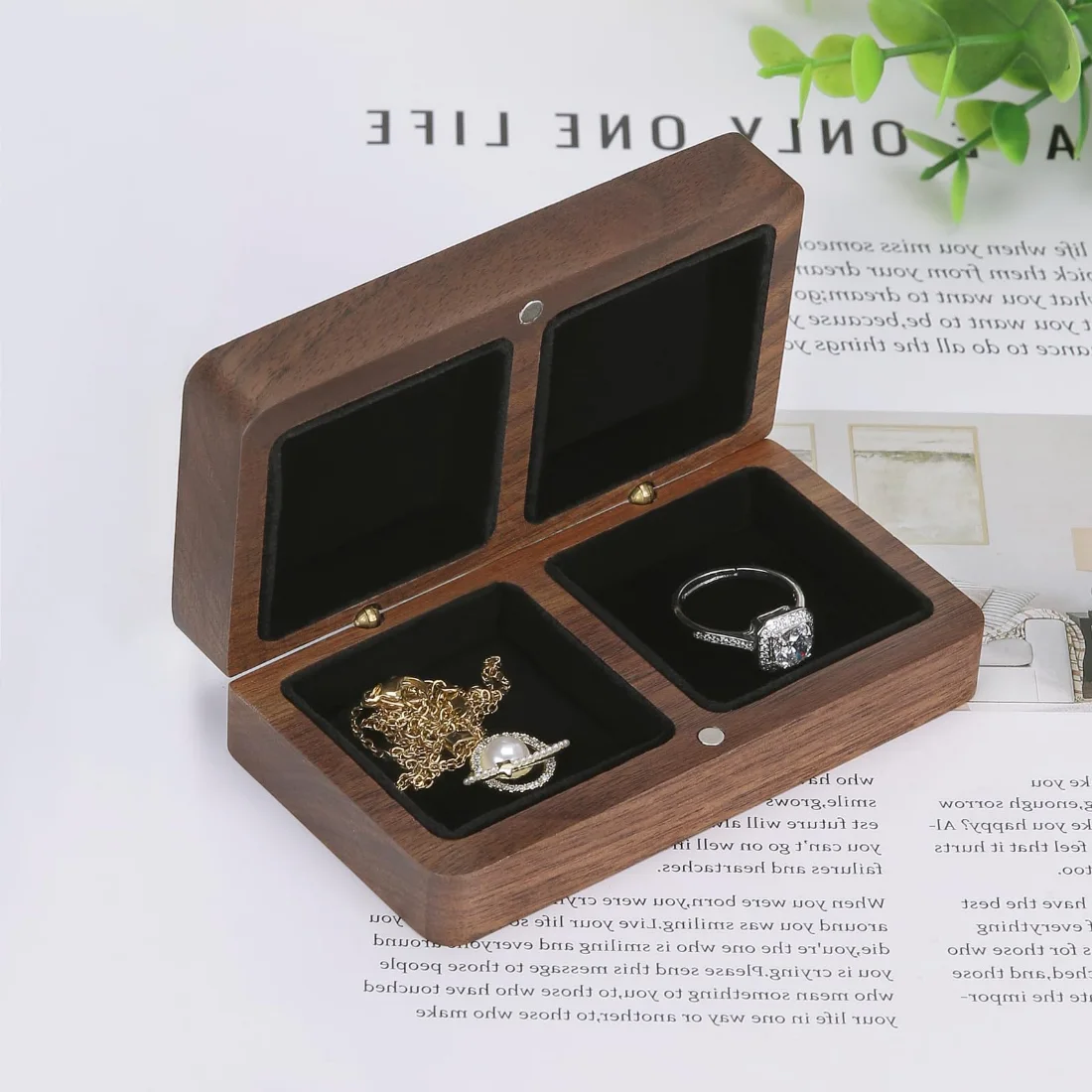 LETURE Wooden Double Wedding Ring Box in Black lining, view 3