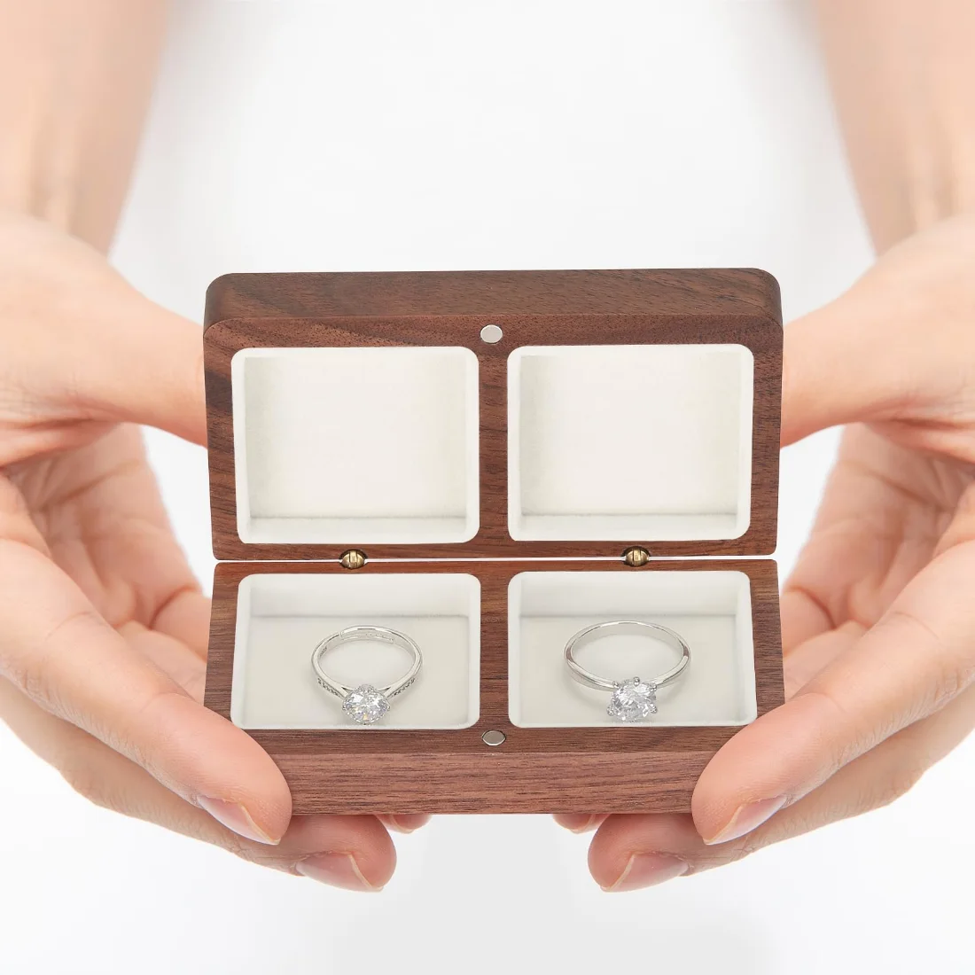 LETURE Wooden Double Wedding Ring Box in White lining, view 4